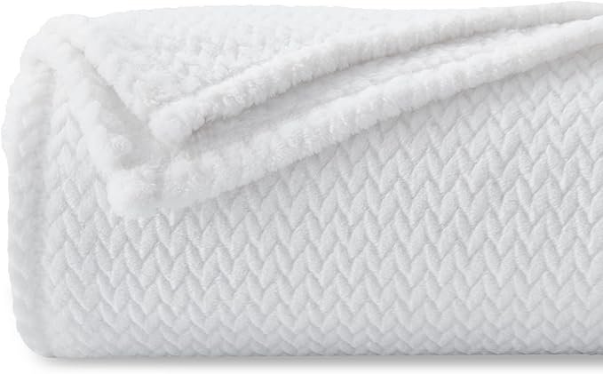 NEWCOSPLAY Super Soft Throw Blanket White Premium Silky Flannel Fleece Leaves Pattern Lightweight Bed Blanket All Season Use (White, Throw(50"x60"))