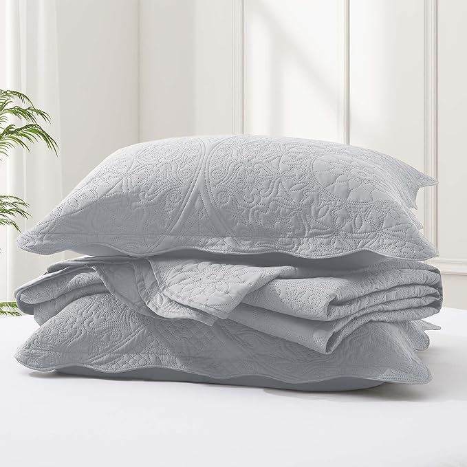 IR Imperial Rooms King Quilt Bedding Set Size (106" x 96") + 2 Pillow Shams (20" x 36"+ 2") - 3 Pcs All Season Lightweight Reversible Microfiber Coverlet Floral Embossed Quilt Bedspread (Silver)