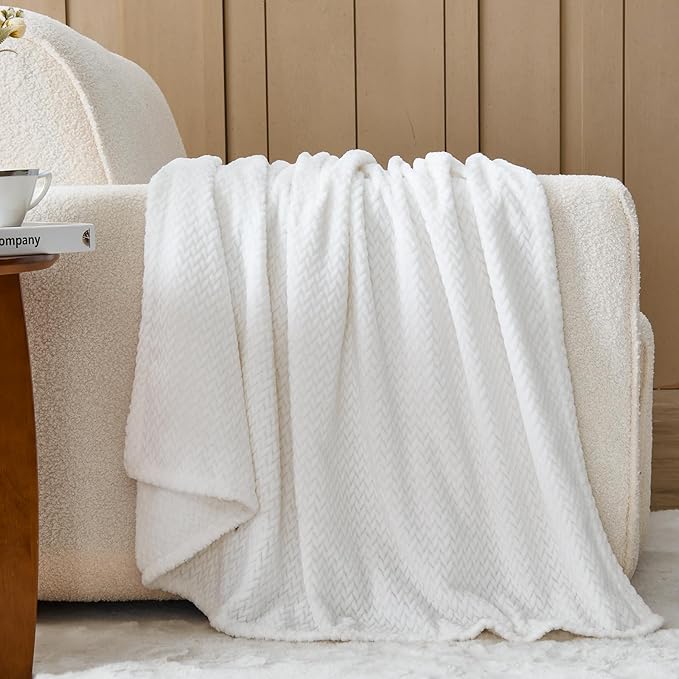 NEWCOSPLAY Super Soft Twin Blanket White Premium Silky Flannel Fleece Leaves Pattern Lightweight Bed Blanket All Season Use (White, Twin(60"x80"))