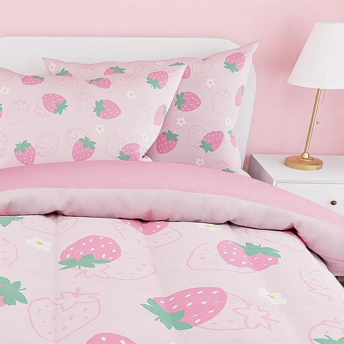 SANDJEST Strawberry Comforter Set Full Size 98x86in for Kids Girls, Microfiber 4 Pcs Bedding Set Includes 1 Comforter, 2 Pillowcases, 1 Fitted Sheet, Nursery Room Decor