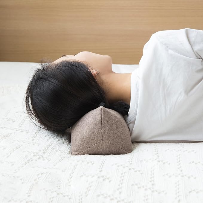 Buckwheat Neck Support Pillow Cervical Neck Cylinder Bolster Pillow,Buckwheat Hulls Adjustable Roll Pillow,Neck Pain Relief for Back and Side Sleepers Round Pillows for Lunch Break Brown, 6*15 inch