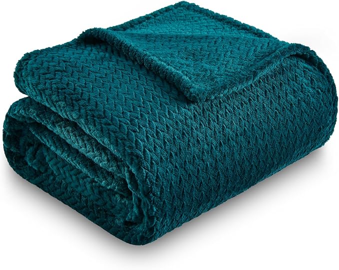 NEWCOSPLAY Super Soft Twin Blanket Dark Teal Premium Silky Flannel Fleece Leaves Pattern Lightweight Bed Blanket All Season Use (Dark Teal, Twin(60"x80"))