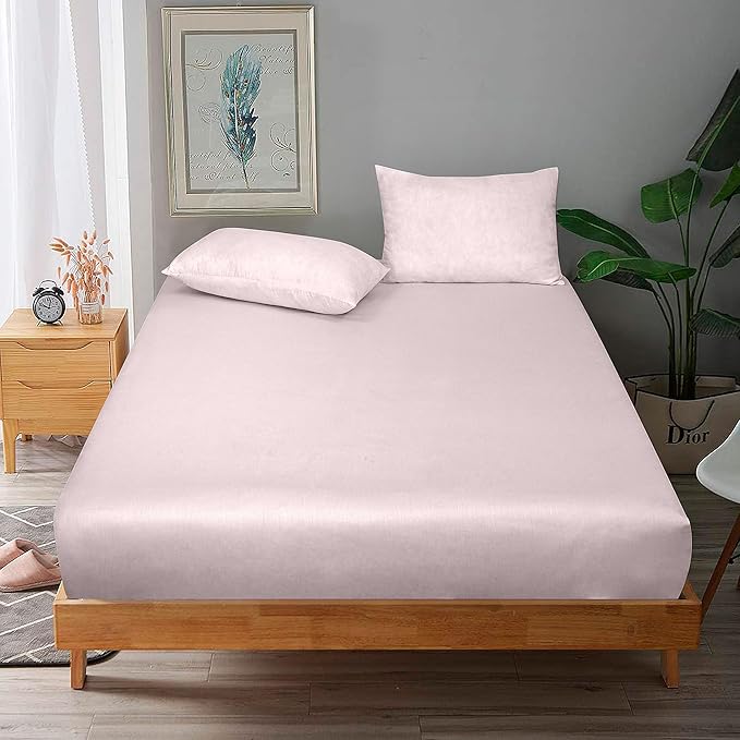 ROYALE LINENS 300 Thread Count 100% Long Staple Combed Cotton Fitted Sheet Queen - Super Soft Deep Pocket Bottom Sheet - Fitted Sheets Only - Elastic Sheets (Queen, Lavender)