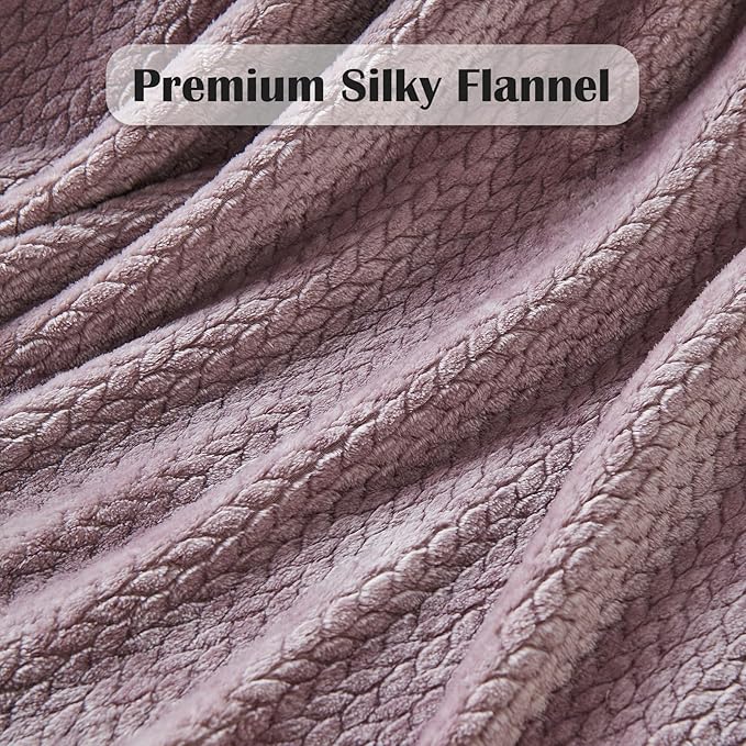 NEWCOSPLAY Super Soft Throw Blanket Light Purple Premium Silky Flannel Fleece Leaves Pattern Lightweight Bed Blanket All Season Use (Light Purple, Throw(50"x60"))