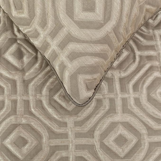 The HomeCentric King/Queen/Twin Beige Designer King 90"x18" Bed Runner with 2 Pillow Cover, Textured Bed Scarf on Silk Fabric - Hexagonal Norma