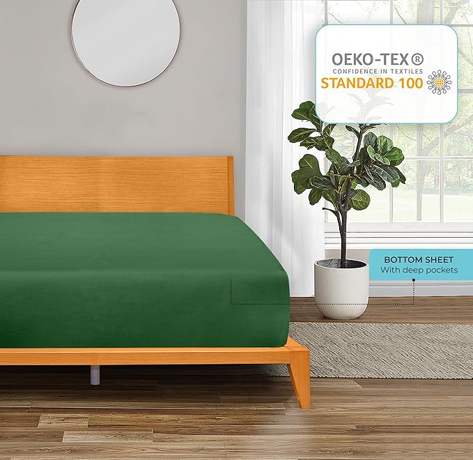 ROYALE LINENS 300 Thread Count 100% Long Staple Combed Cotton Fitted Sheet King - Super Soft Deep Pocket Bottom Sheet - Fitted Sheets Only - Elastic Sheets (King, Hunter Green)