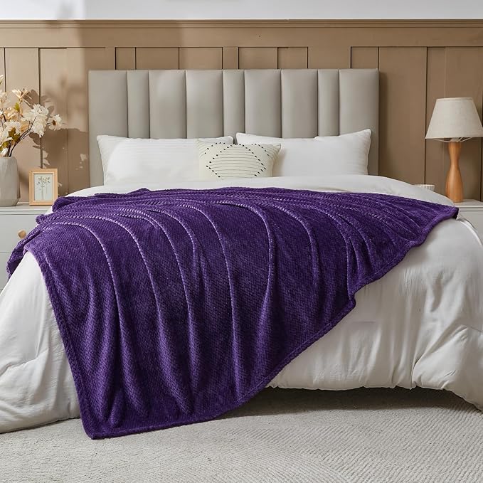 NEWCOSPLAY Super Soft King Blanket Dark Purple Premium Silky Flannel Fleece Leaves Pattern Lightweight Bed Blanket All Season Use (Dark Purple, King(90"x110"))