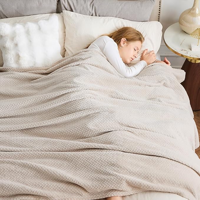 NEWCOSPLAY Super Soft King Blanket Linen Premium Silky Flannel Fleece Leaves Pattern Lightweight Bed Blanket All Season Use (Linen, King(90"x110"))