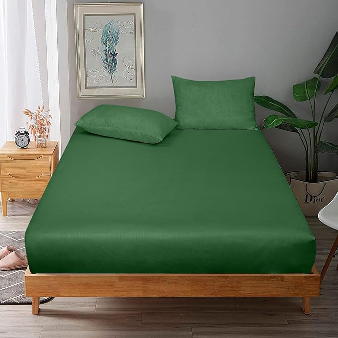 ROYALE LINENS 300 Thread Count 100% Long Staple Combed Cotton Fitted Sheet Queen - Super Soft Deep Pocket Bottom Sheet - Fitted Sheets Only - Elastic Sheets (Queen, Hunter Green)
