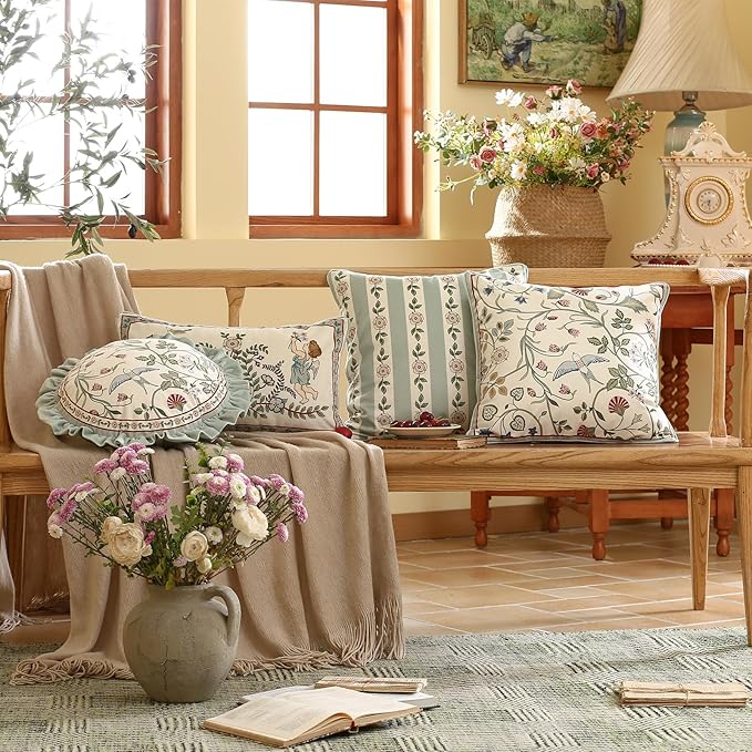 Square Throw Pillow Covers, Green Cozy Velvet Farmhouse with Birds and Flowers Pattern Pillowcases,Decoration Pillows Cushion Covers for Couch Sofa Bed Car Chair,18"x18"