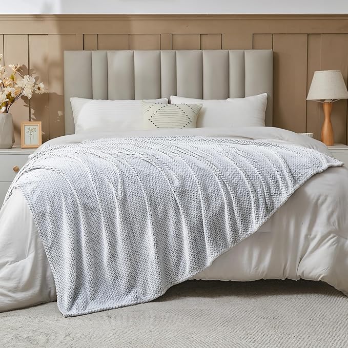 NEWCOSPLAY Super Soft Throw Blanket Frosty Dark Grey Premium Silky Flannel Fleece Leaves Pattern Lightweight Bed Blanket All Season Use (Frosty Dark Grey, Throw(50"x60"))