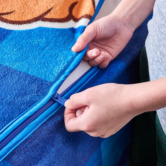 Bleacher Creatures ZippySack Twin Bed Zip-Up Bedding – Super Soft Fleece Fitted Blanket with Side Pocket & Durable Zipper – Easy Bed-Making for Kids (Dog)