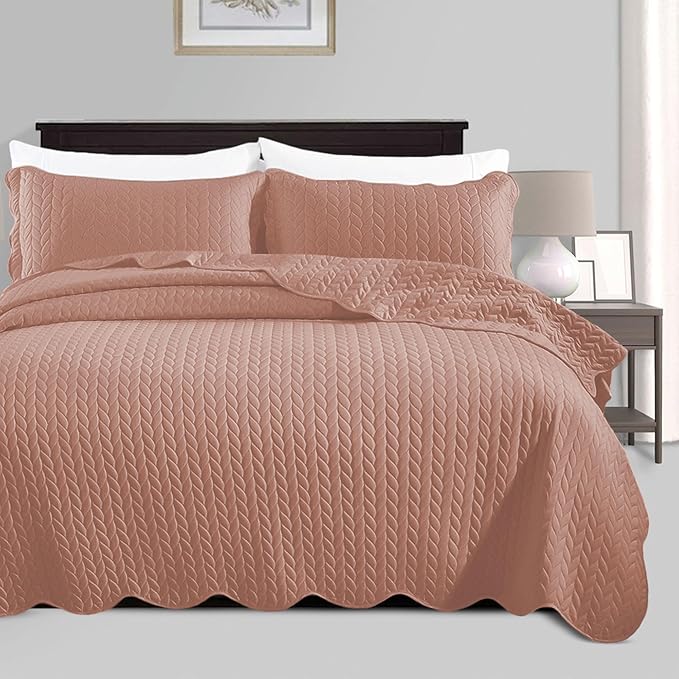 IR Imperial Rooms Twin Quilt Bedding Set (68” x 86”) - Bulk Pack of 10 Wholesale for Hotels, Guest Bedroom & Airbnbs - Lightweight Microfiber Reversible Embossed Quilts Bedspreads (Peach)
