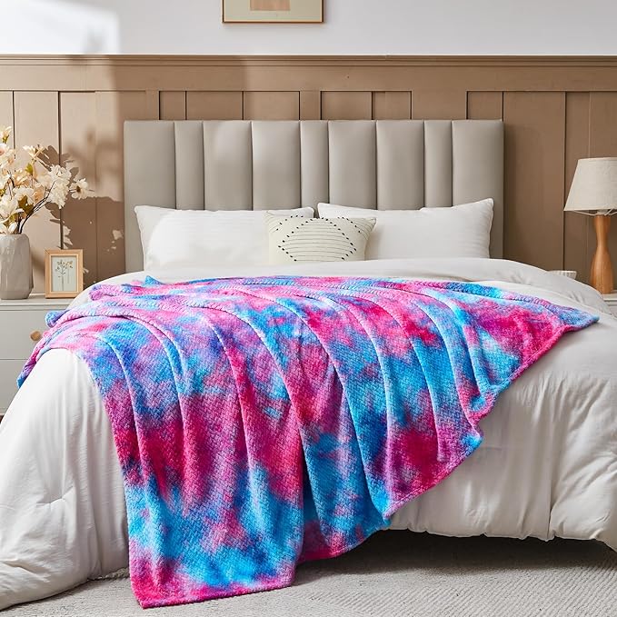 NEWCOSPLAY Super Soft Twin Blanket Deep Purple Rainbow Premium Silky Flannel Fleece Leaves Pattern Lightweight Bed Blanket All Season Use (Deep Purple Rainbow, Twin(60"x80"))