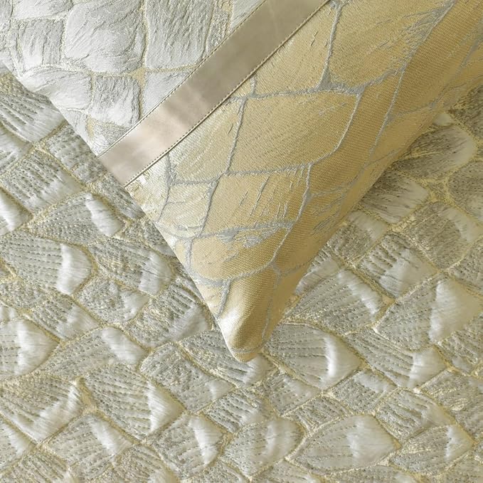 The HomeCentric King/Queen/Twin Ivory & Gold Decorative CA King 86"x18" Bed Runner with 2 Pillow Cover, Patchwork, Quilted, Jacquard Foil Bed Scarf on Jacquard Fabric - Spinzar
