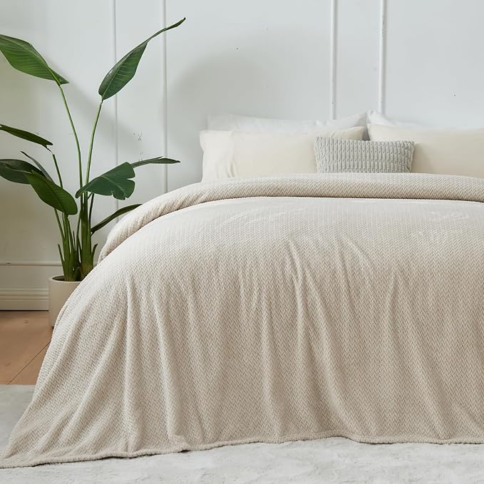 NEWCOSPLAY Super Soft King Blanket Linen Premium Silky Flannel Fleece Leaves Pattern Lightweight Bed Blanket All Season Use (Linen, King(90"x110"))