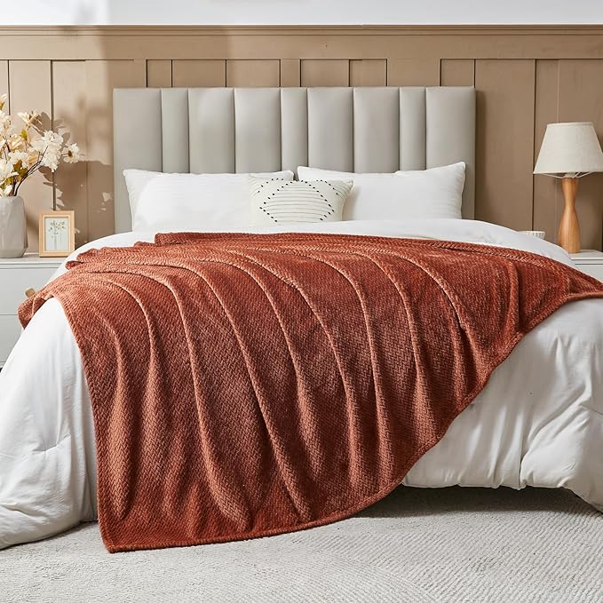 NEWCOSPLAY Super Soft Throw Blanket Coffee Premium Silky Flannel Fleece Leaves Pattern Lightweight Bed Blanket All Season Use (Coffee, Throw(50"x60"))