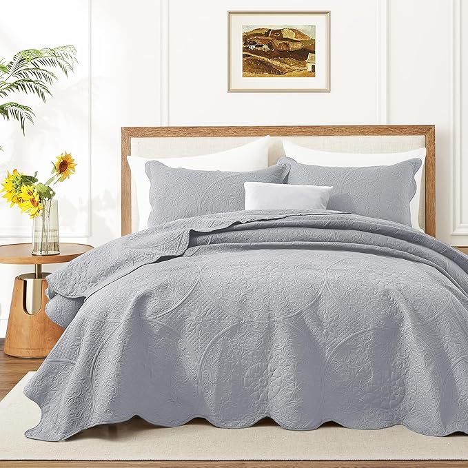 IR Imperial Rooms Twin Quilt Bedding Set Size (68” x 86”) + 1 Pillow Shams (20” x 26” + 2”) - 2 Pcs All Season Lightweight Reversible Microfiber Coverlet Floral Embossed Quilt Bedspread (Silver)