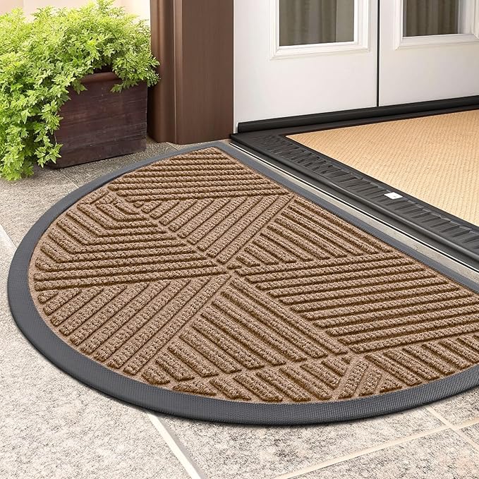 Smiry Half Circle Front Door Mat Outside Entrance, Heavy Duty Sturdy Natural Rubber Doormat, Trap Dirt and Moisture, Low Profile Mats for Indoor Outdoor Entry, Irregular Triangle (29.5x17, Coffee)