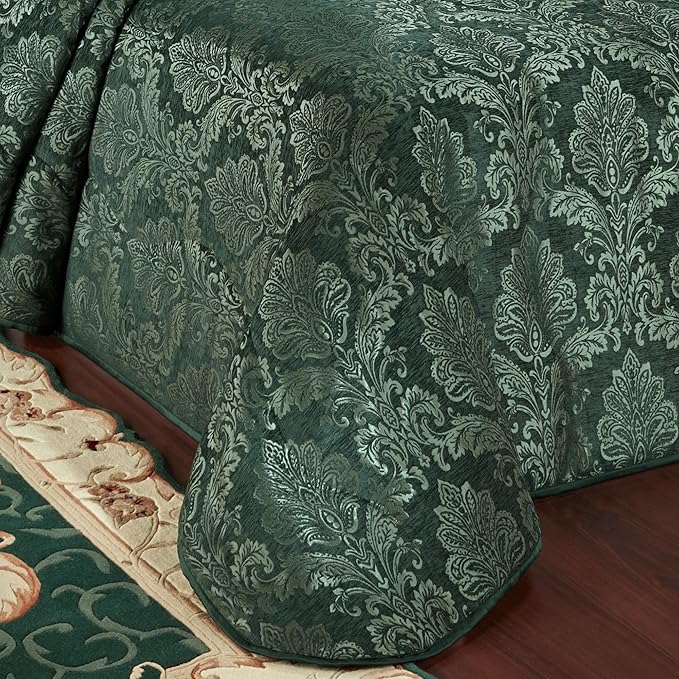 Touch of Class Camelot Luxury Bedding | Striking Emerald Green | Matte Satin Damask on Textured Jacquard-Woven Chenille 6 Piece Set Includes King Bedspread, 2 King Shams, and 3 Decorative Pillows