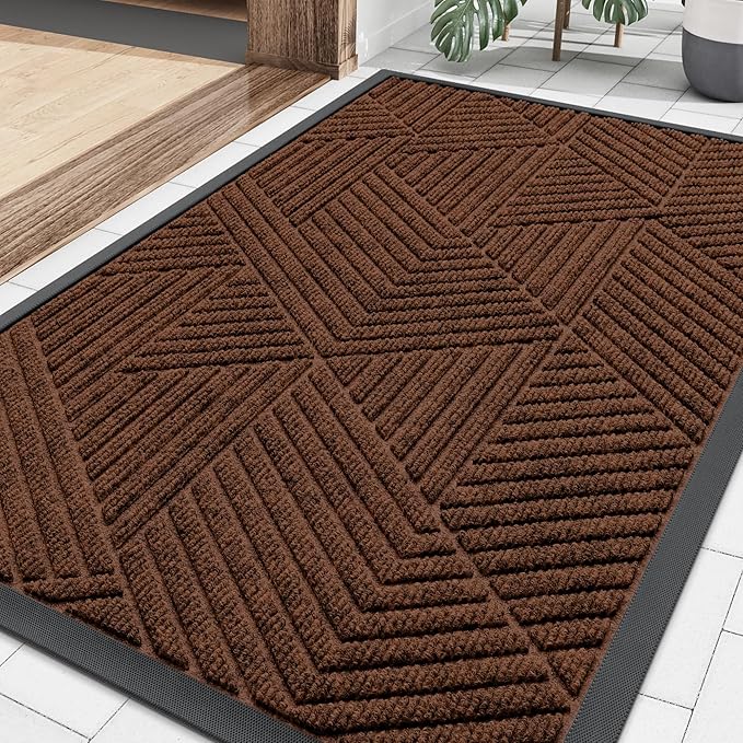 Smiry Front Door Mat Outside Entrance, Heavy Duty Sturdy Natural Rubber Doormat, Trap Dirt and Moisture, Easy Clean Low Profile Mats for Indoor Outdoor Entry, Irregular Triangle (29.5x17, Deep Coffee)