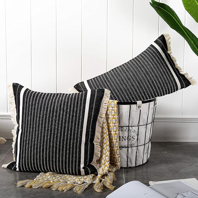 OJIA Modern Throw Pillow Cover with Tassels, Decorative Liana Fringe Accent Cushion Case, Farmhouse Woven Pillowcase for Sofa Chair Couch Bed Decor (Lumbar 18 x 18 Inches, Black)