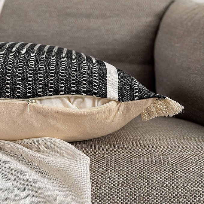 OJIA Modern Throw Pillow Cover with Tassels, Decorative Liana Fringe Accent Cushion Case, Farmhouse Woven Pillowcase for Sofa Chair Couch Bed Decor (Lumbar 18 x 18 Inches, Black)